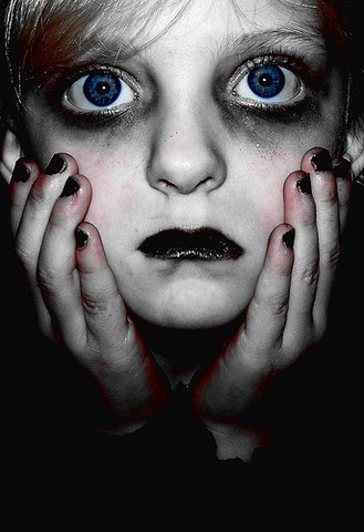 Enfance maltraitée, abusée.